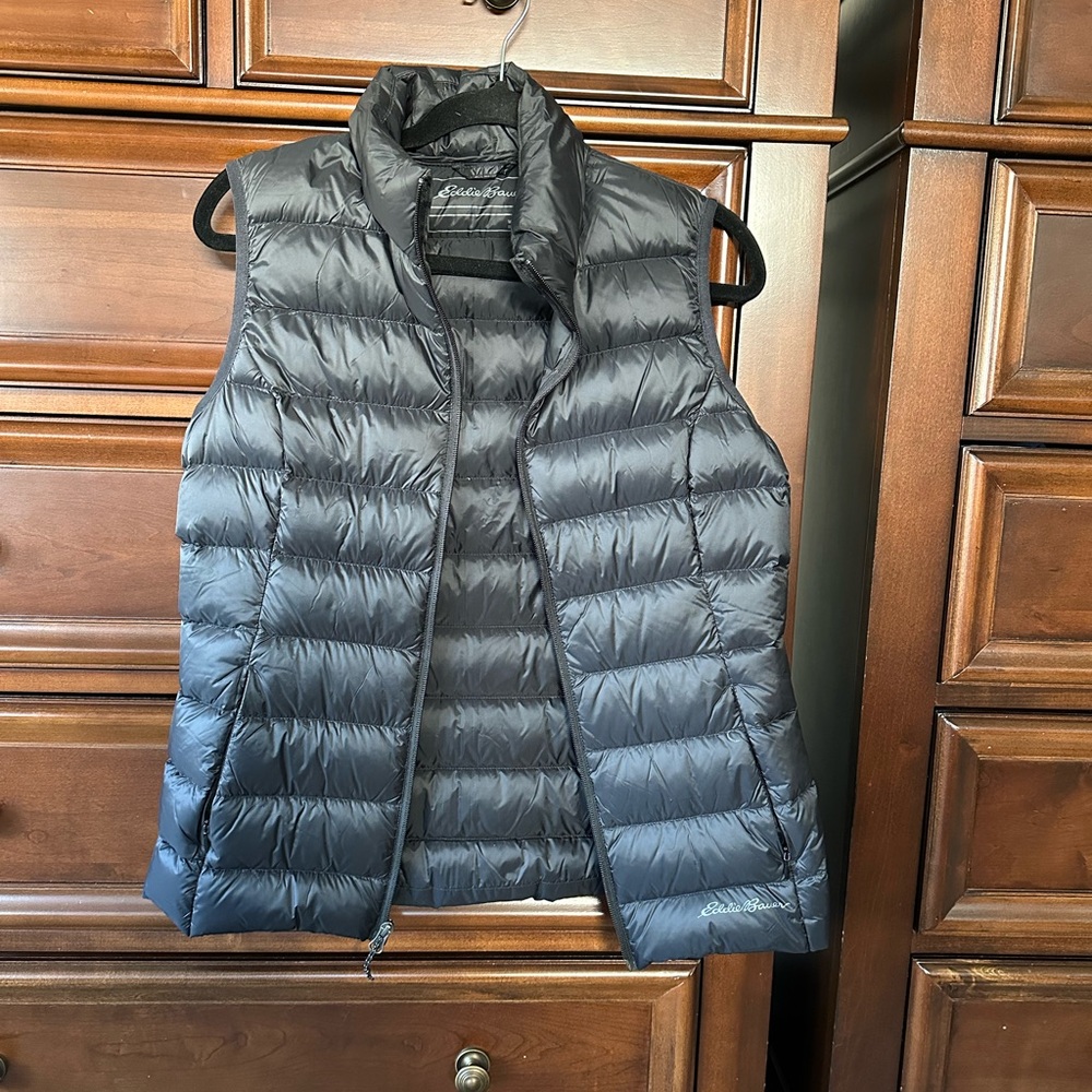 Eddie Bauer Charcoal Quilted Vest